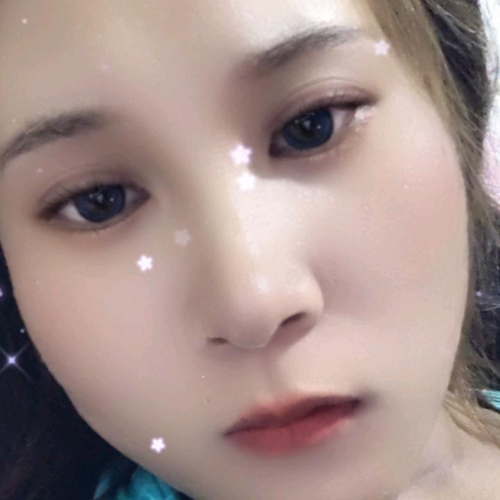 会撒娇的女汉子