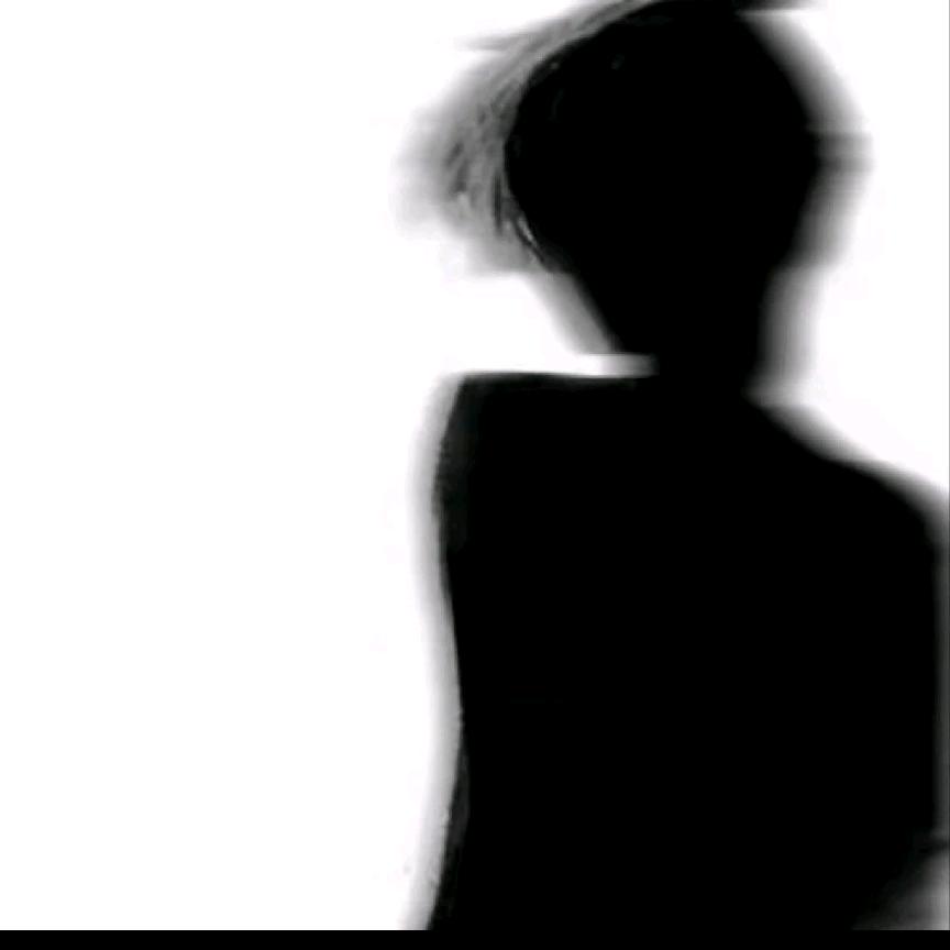 裘烬（中路教学局）