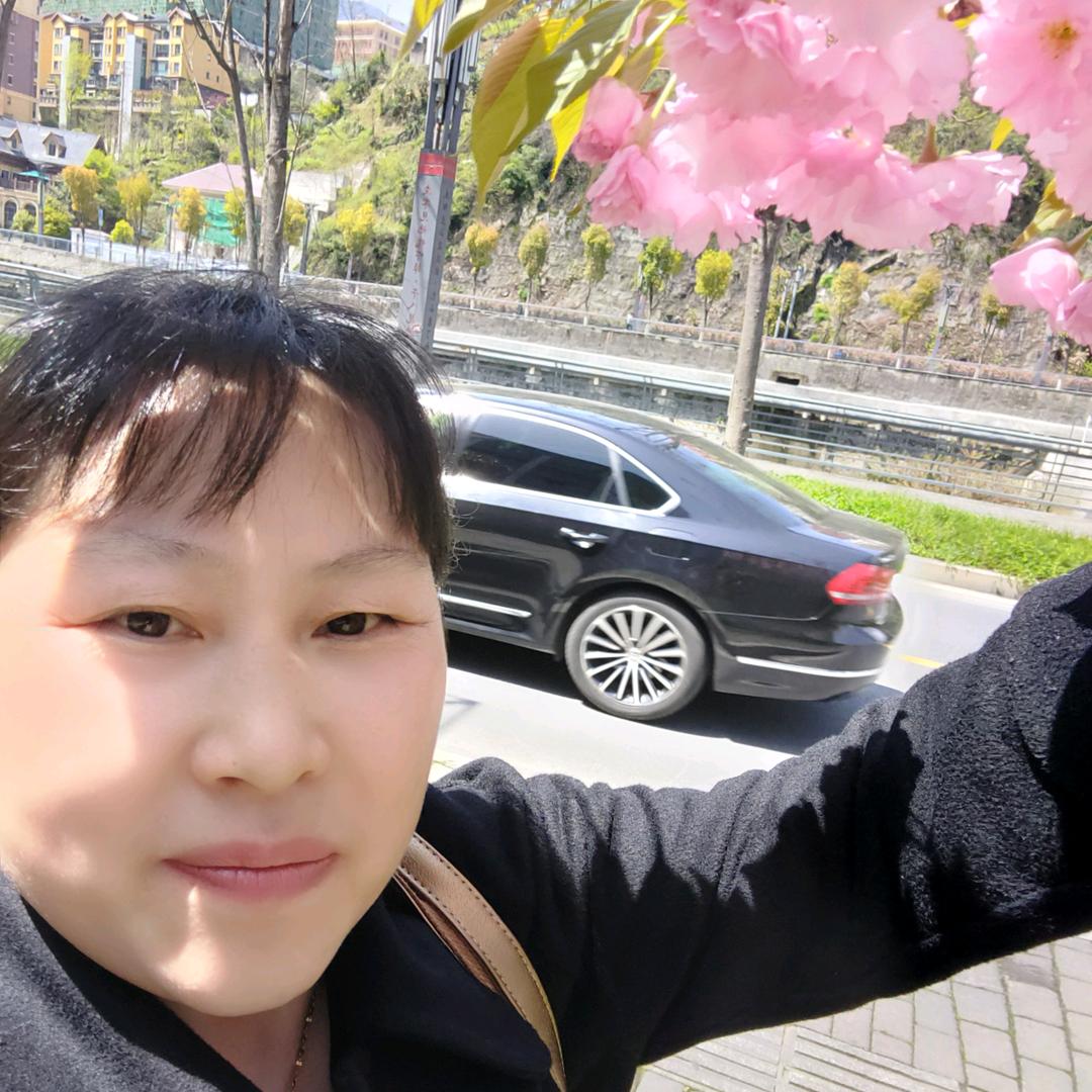修齐华哥肉铺小王