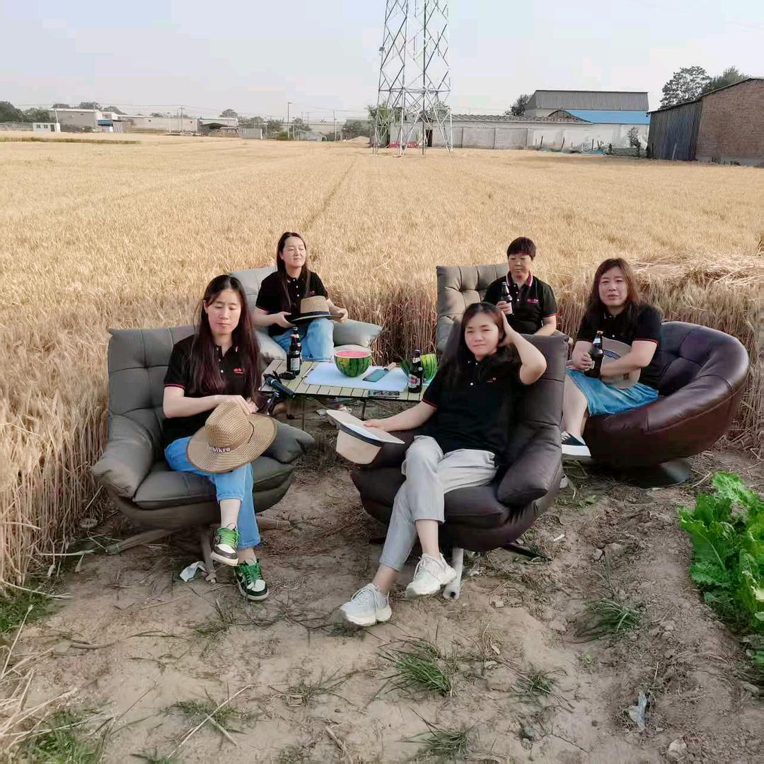 红蜻蜓 . 沙发 . 软床