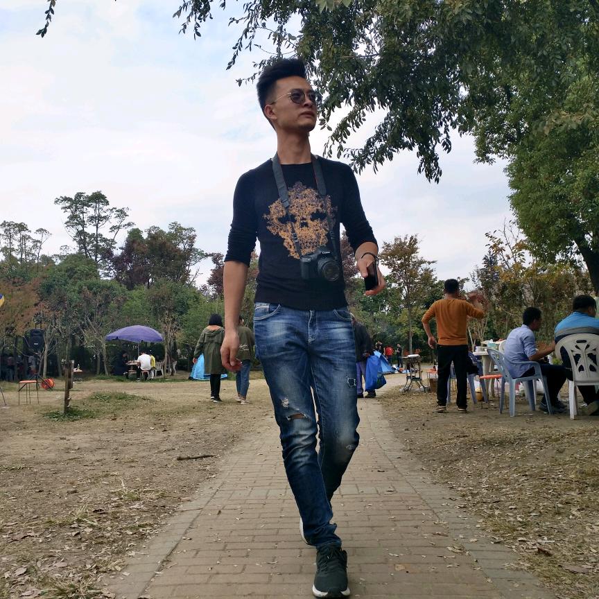 呐誰誰，干嘛呐