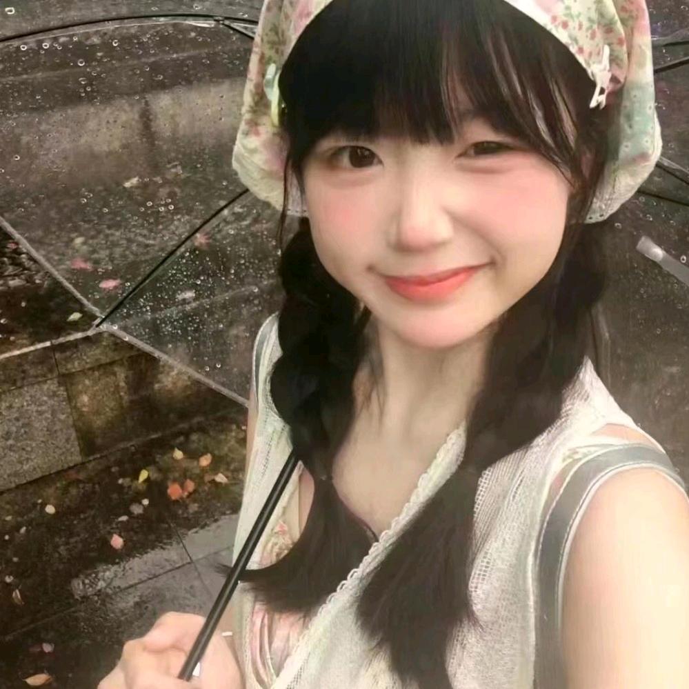 爱吃厉家菜的毓囍头像