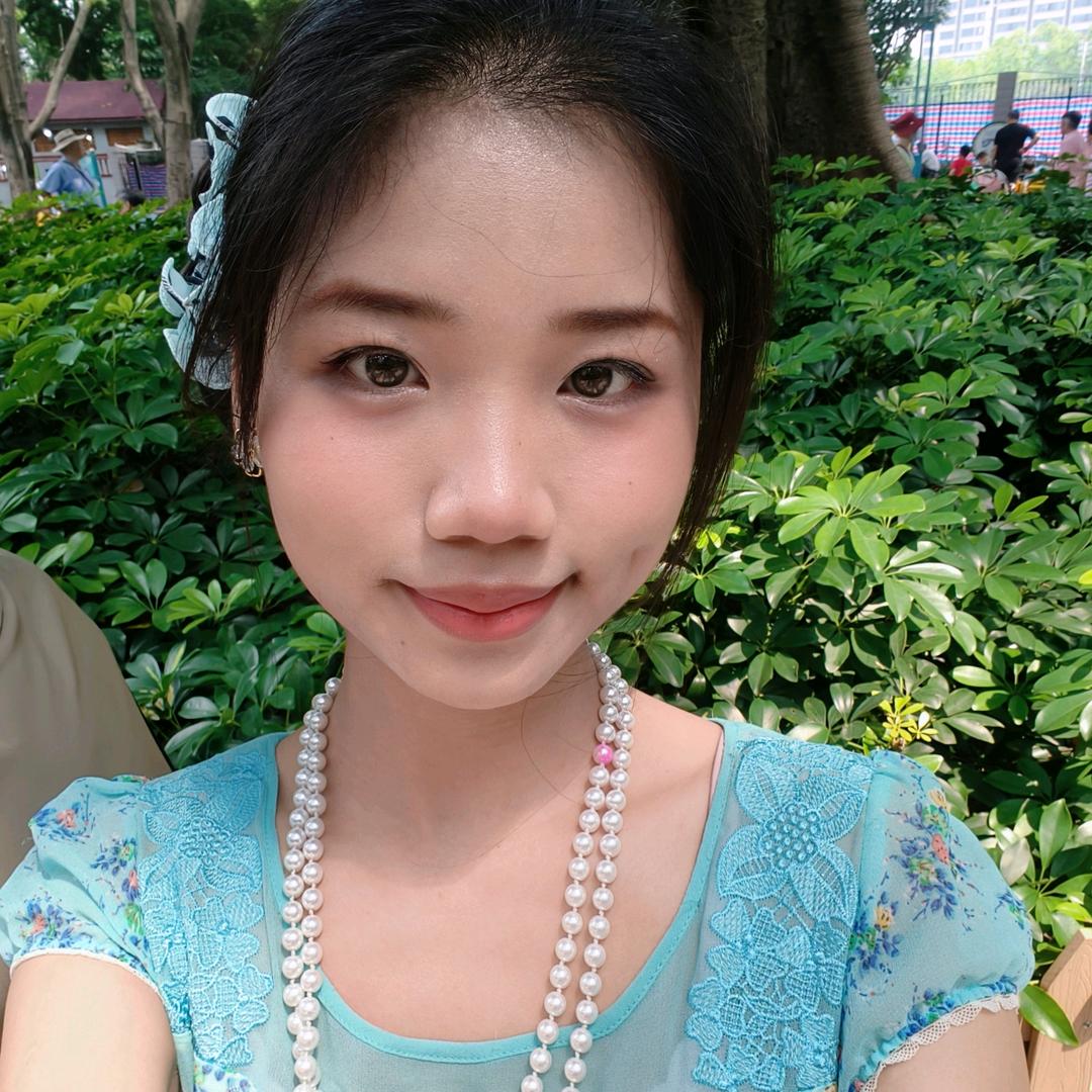 岳阳平江美业玲玲