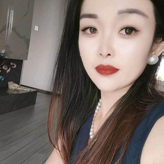 独殿群芳