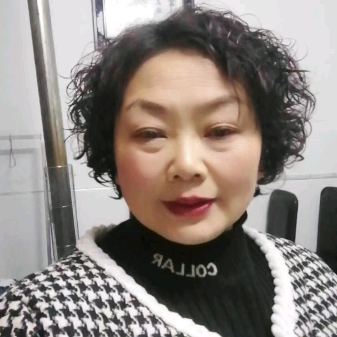 早餐姐小号下午2点10分