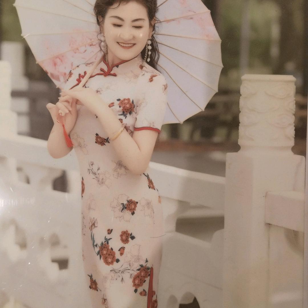 霞化妆造型