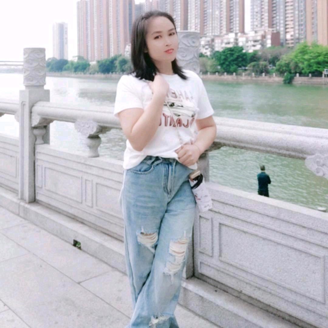 ༺ۣۖ陈ۣۖ༒ۣ⁵ۣۖ²º 依之恋