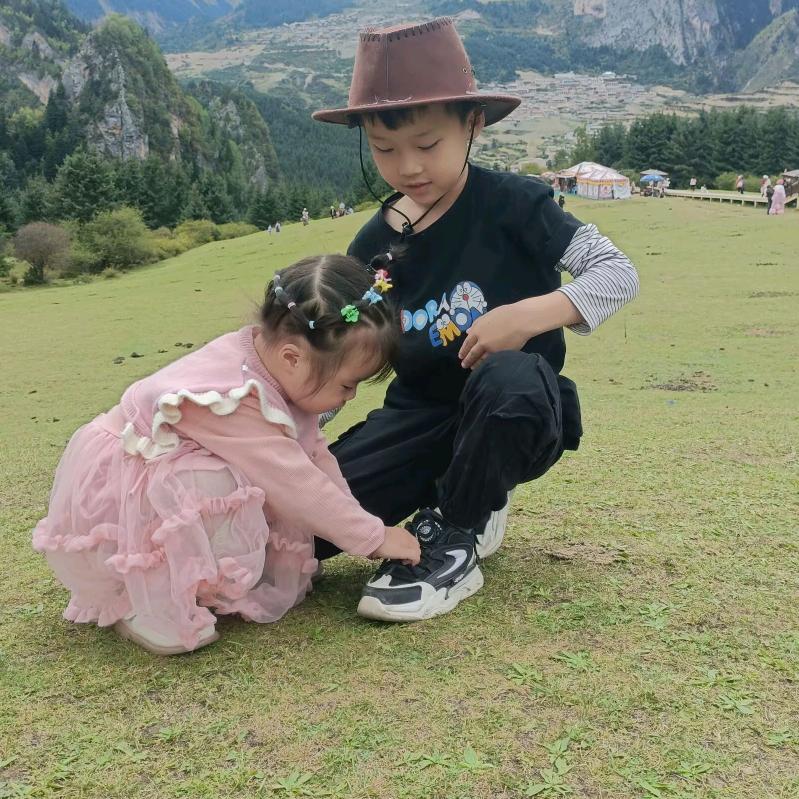 🍁两个小盆友💞