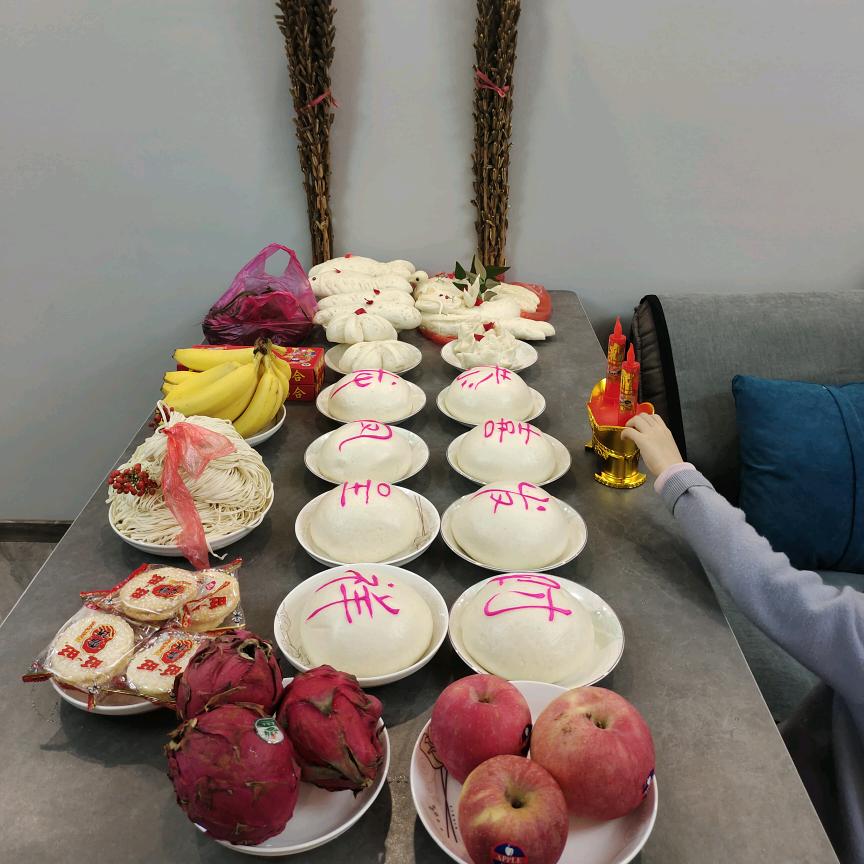 我想静静。批发登冠地笼。