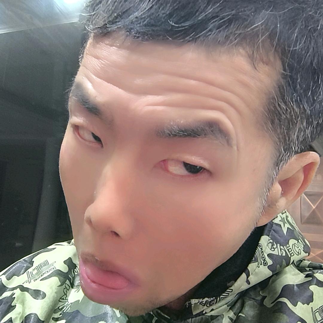 @奇葩傻哥（首播每晚6:59）