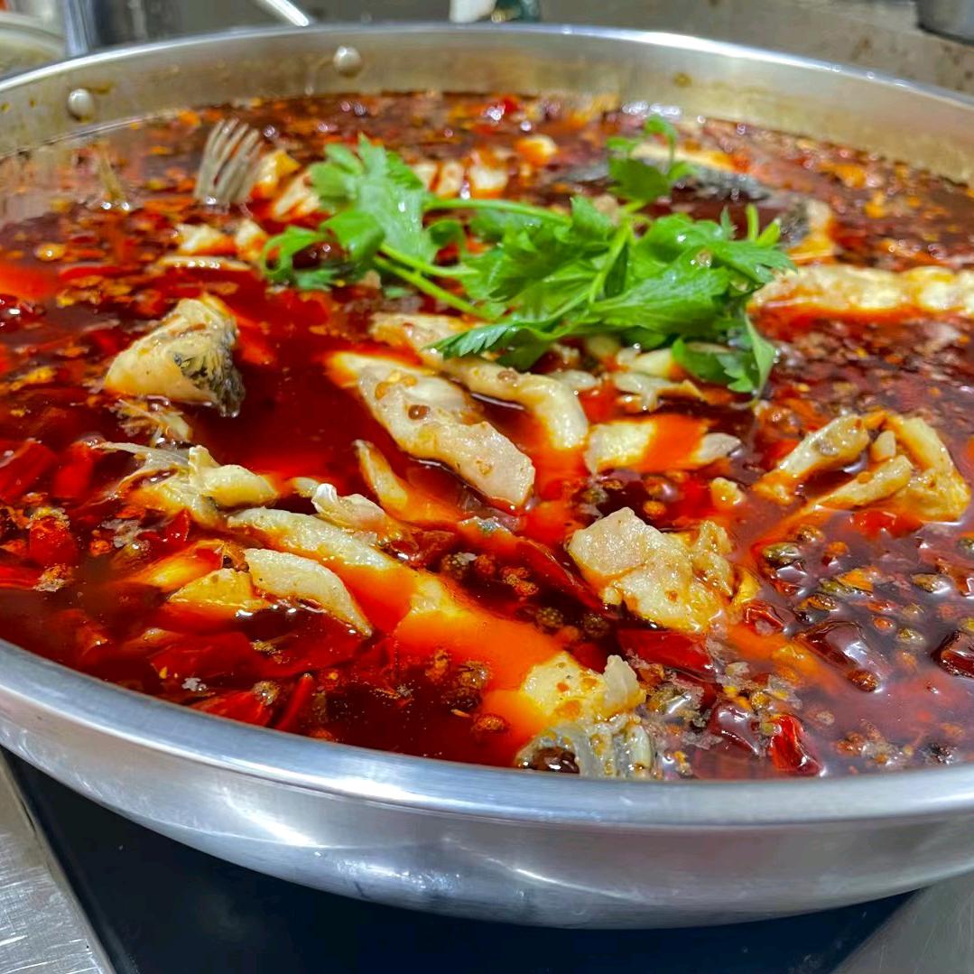 特色美食渔摆冷锅鱼自助