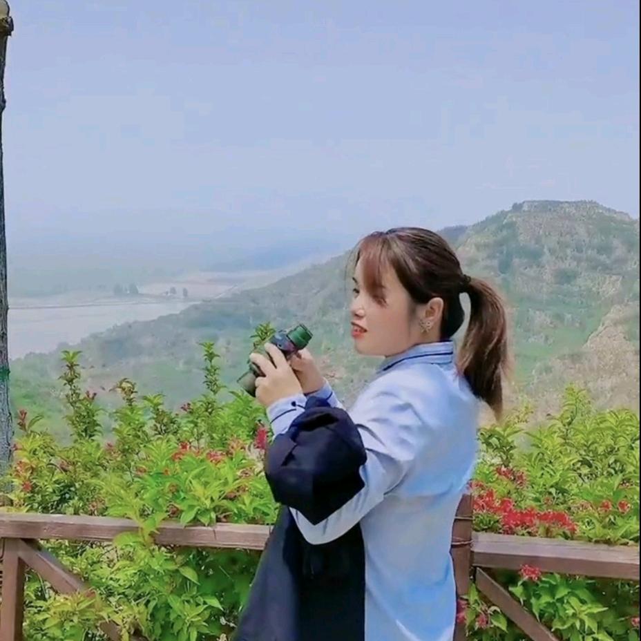 黄河纪念公园平红艳