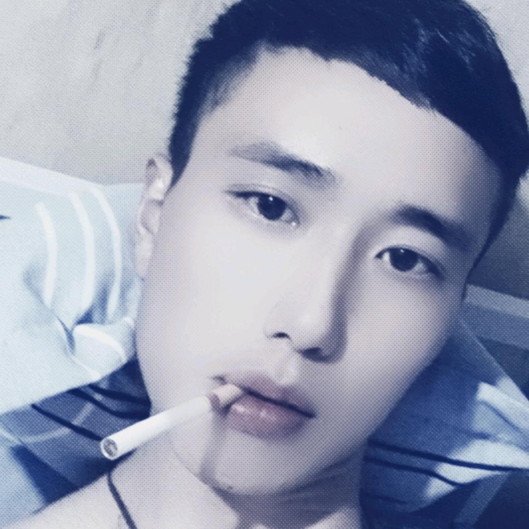 八月的风