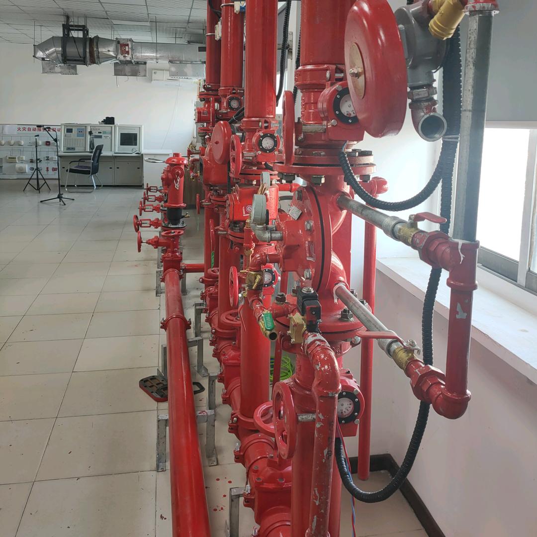 邢台技师学院消防学习