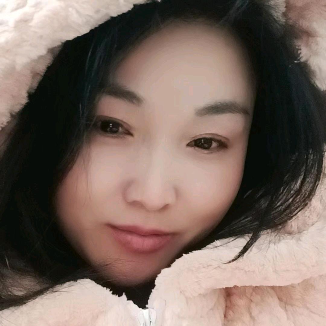 梦辞来了。