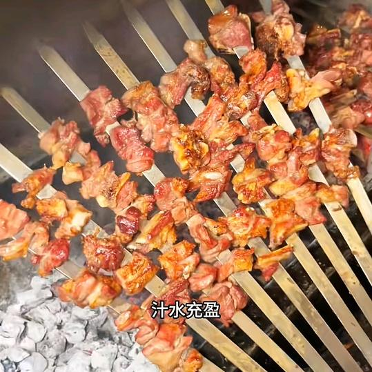 曹县正宗烤全羊