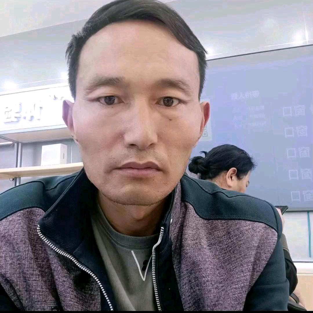 宝哥《爱唱歌》