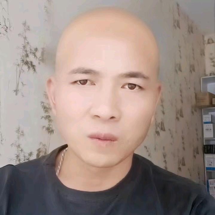 人的一生，活着就是希望。
