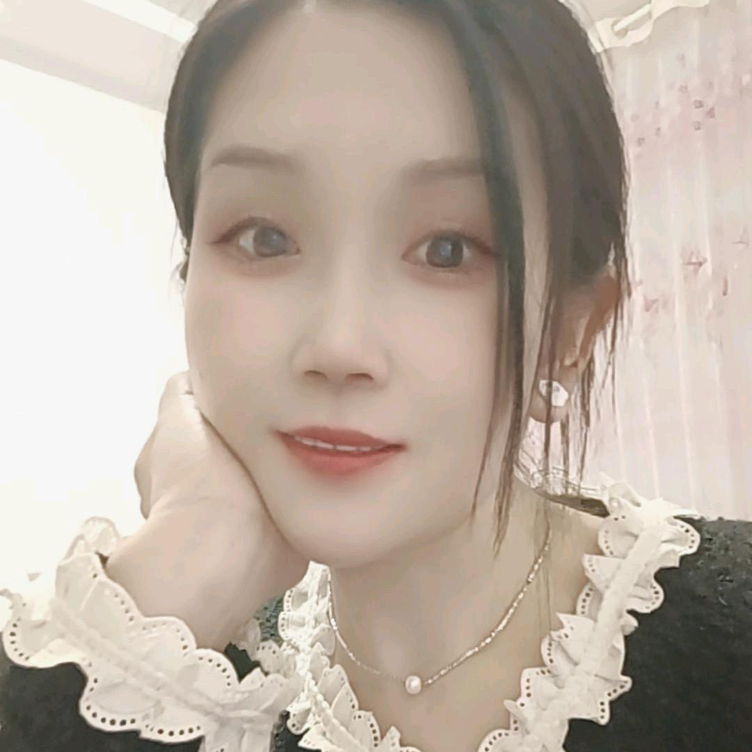 老铁岭时尚前沿女装蓼堤店💃