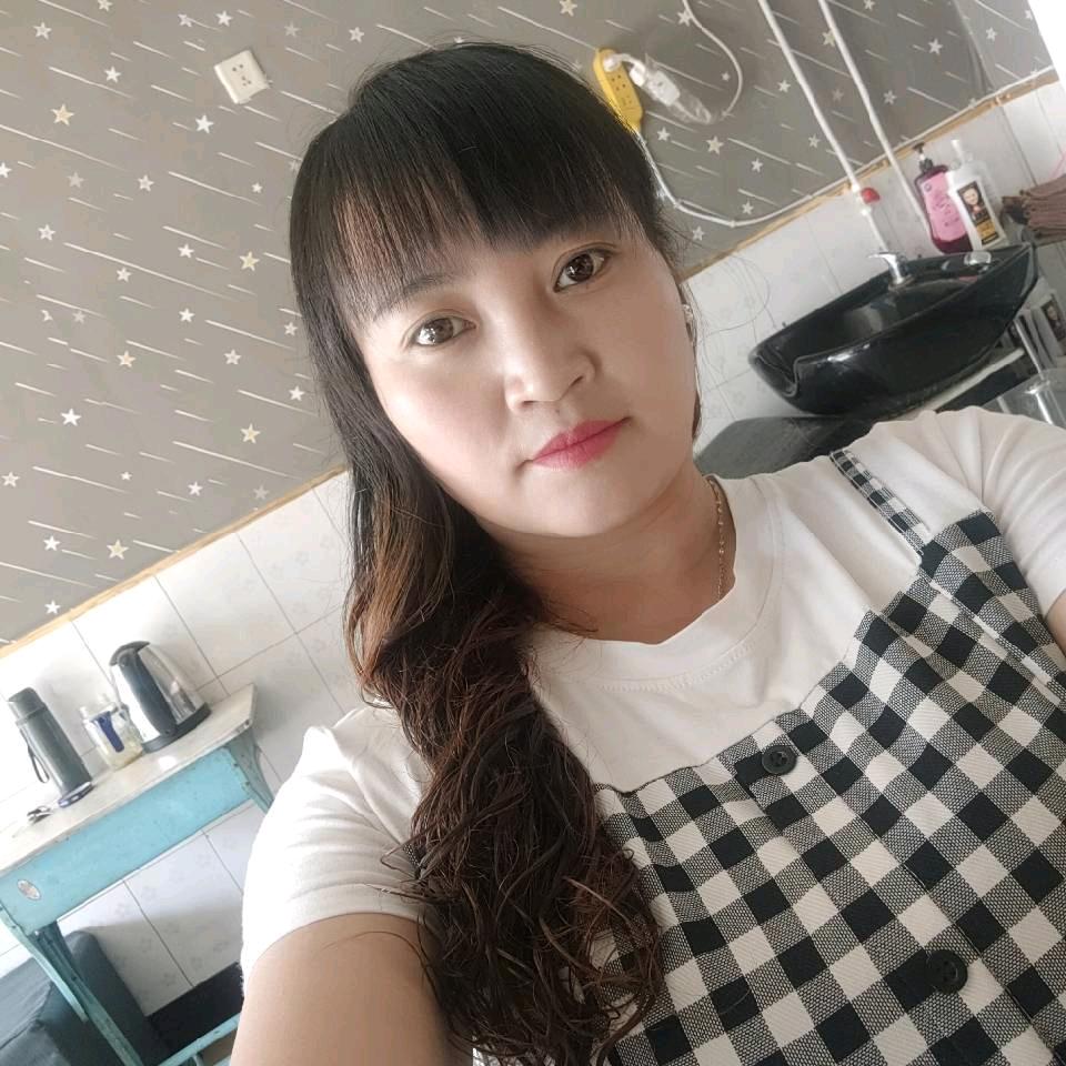 雪儿🎤（早上8点20开播）
