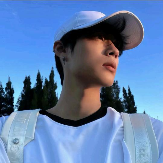 𝙉𝙚𝙛𝙚𝙧𝙩𝙖𝙧𝙞