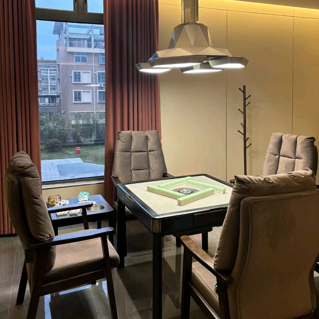 玖隆台球棋牌会所