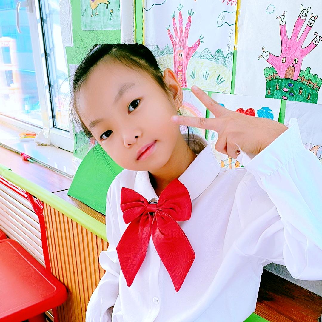 果宝儿爱画画（三年级）