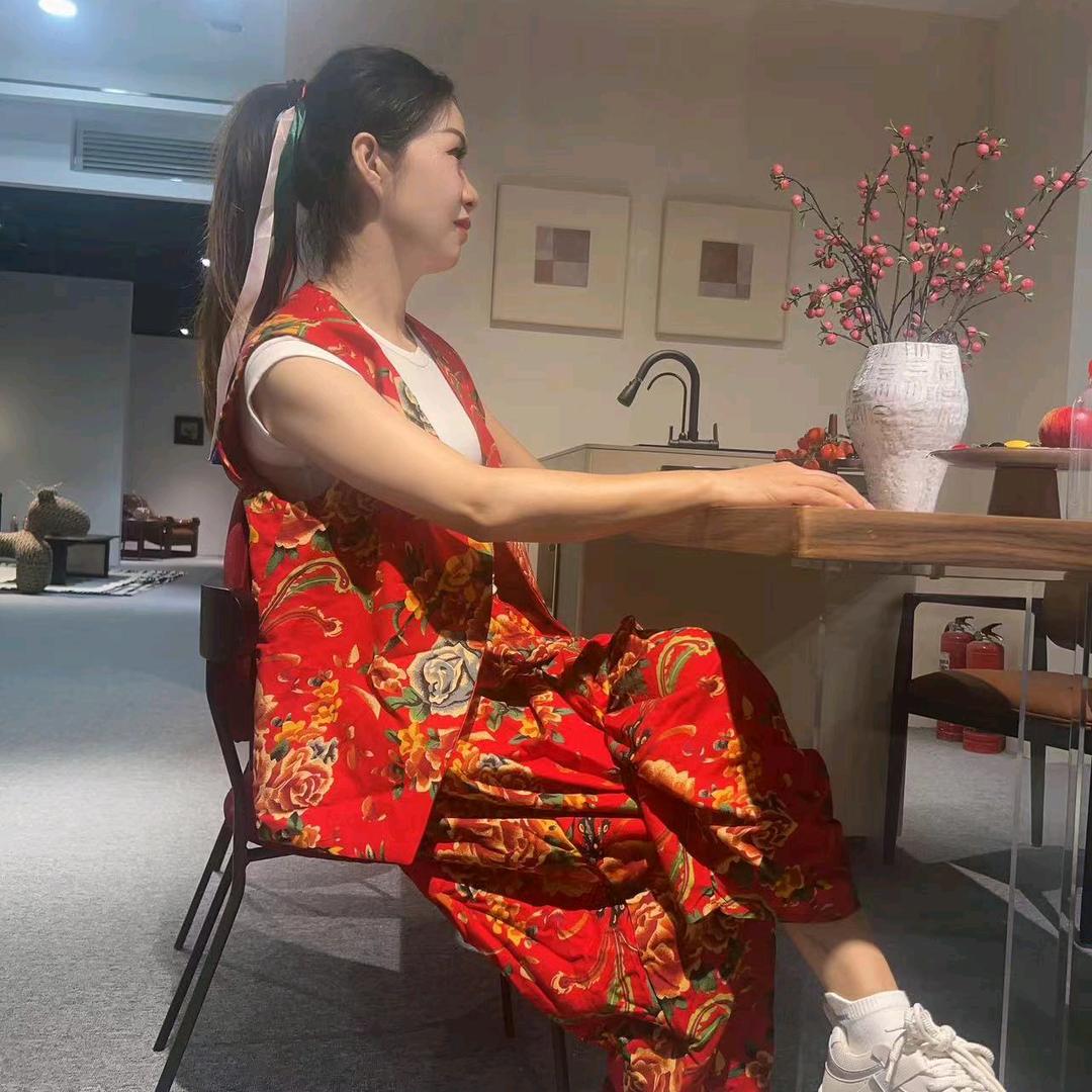 十月青春鼓舞队（玲子）