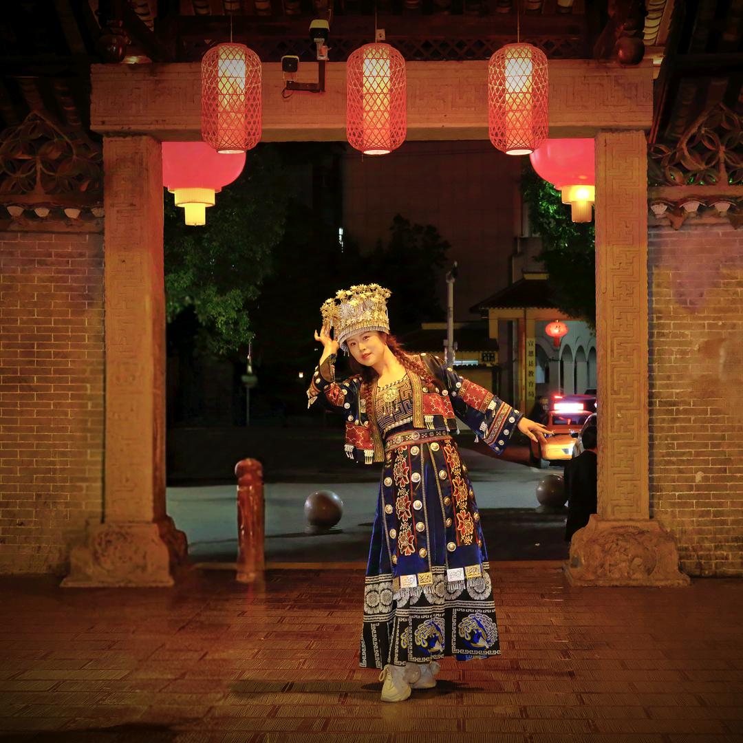 ༄༊࿆土家幺妹ོྂཾ࿆࿐