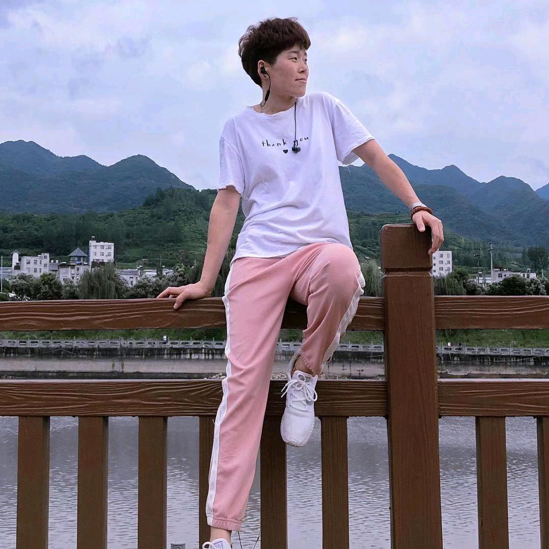 余晖映天涯