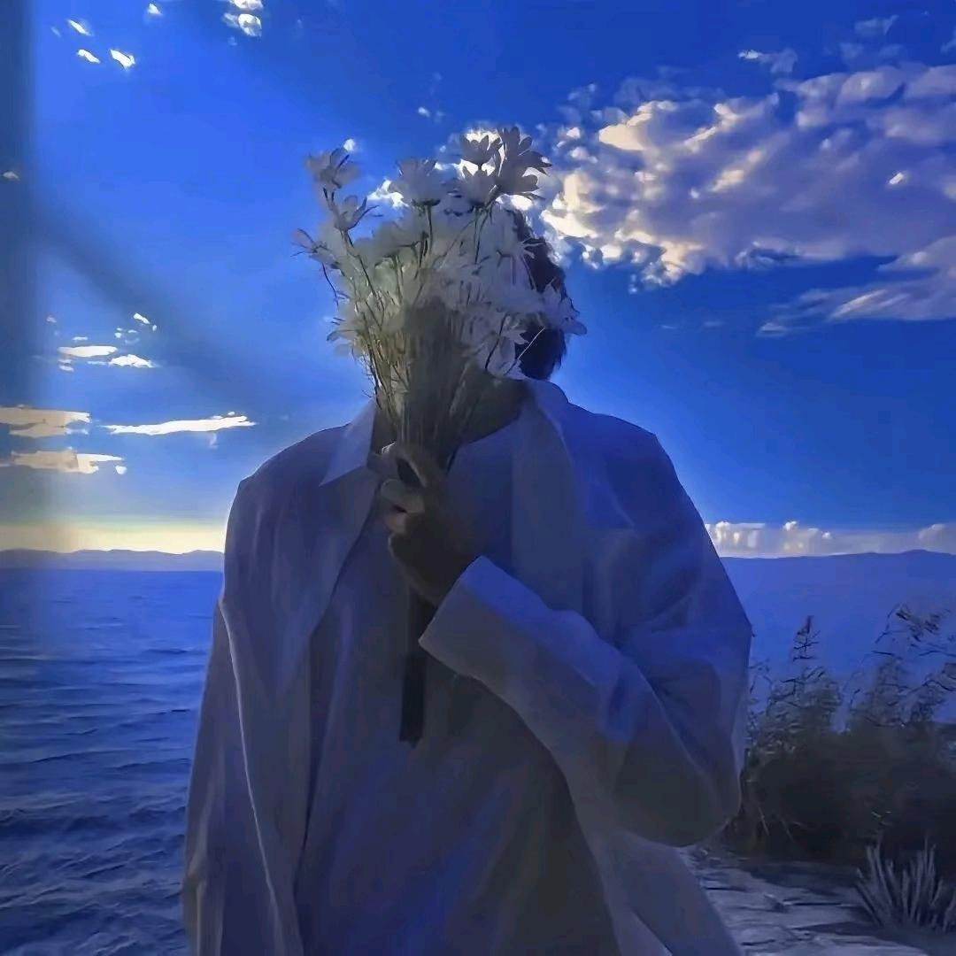 𝑾𝒂𝒗𝒆𝑾𝒊𝒏𝒏𝒊𝒆