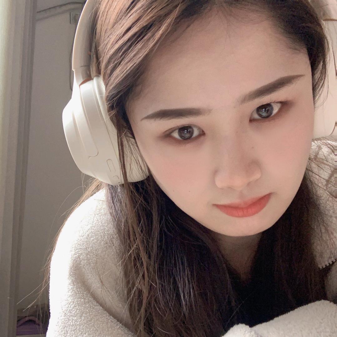 周大生百大店-武慧萍