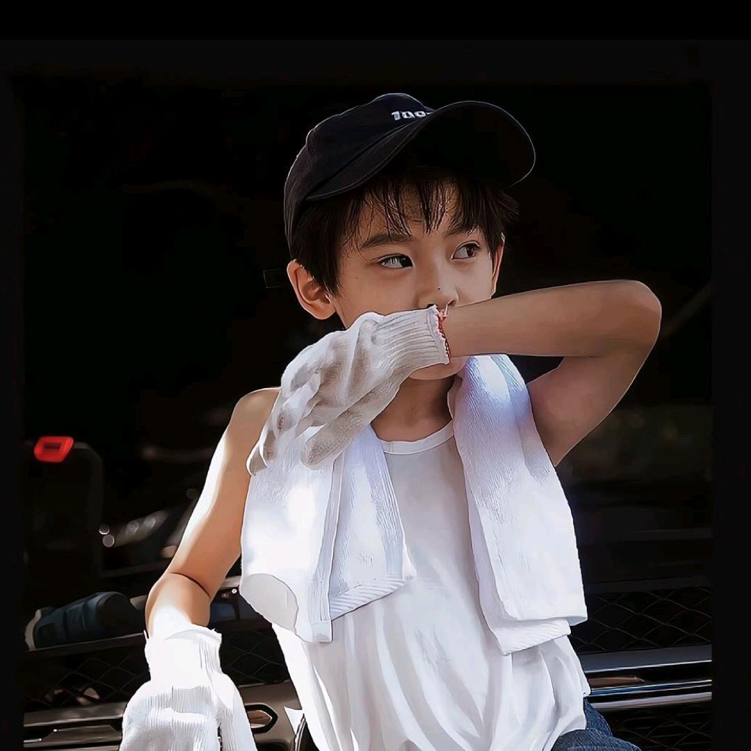 ღ᭄ꦿ꯭爱财꧔ꦿ℘爱己ღ᭄ꦿ