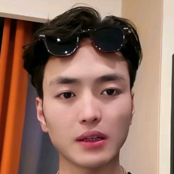 冷面男孩🏇🏻