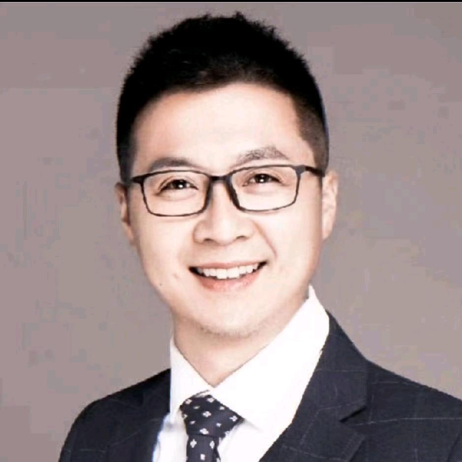 房产张一伟