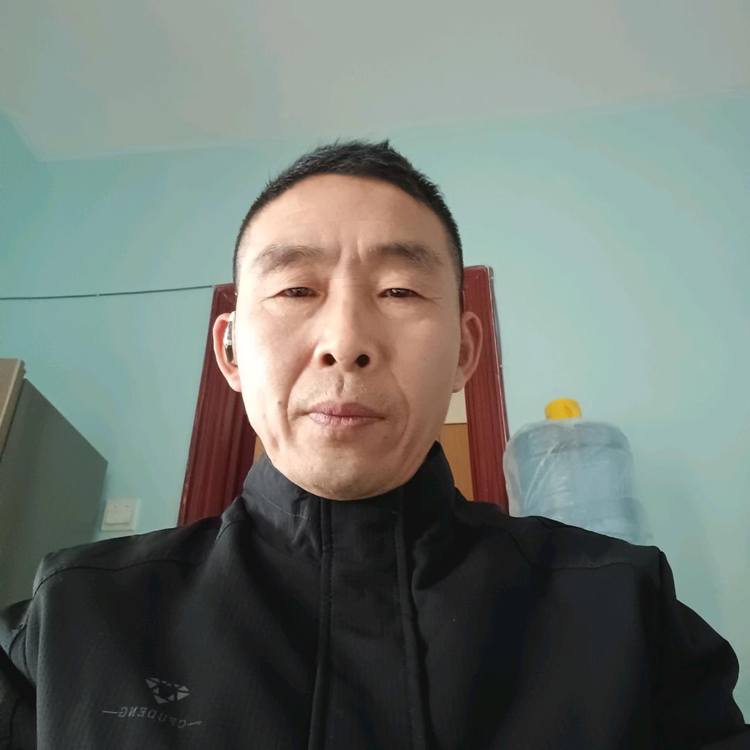 邓德兴