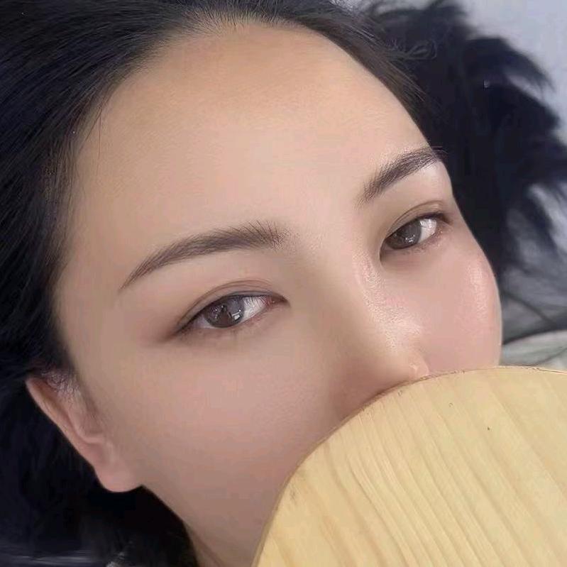 ୧⍤⃝🌴冷落清秋