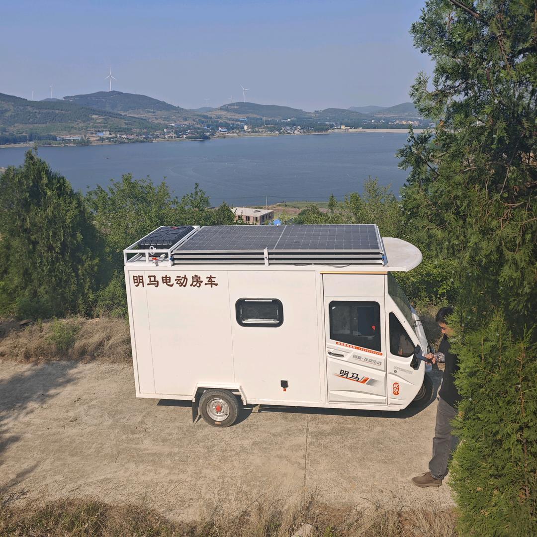 明马房车1号