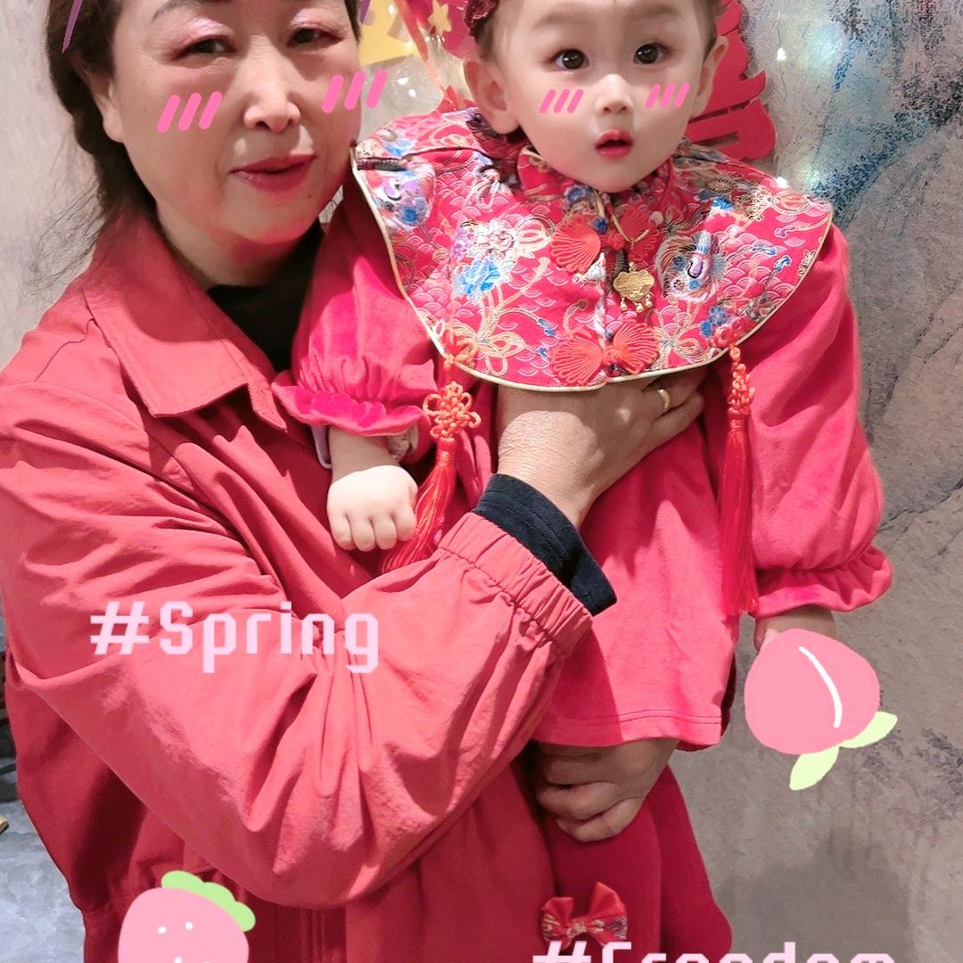 然然奶奶(下午8：20开播)