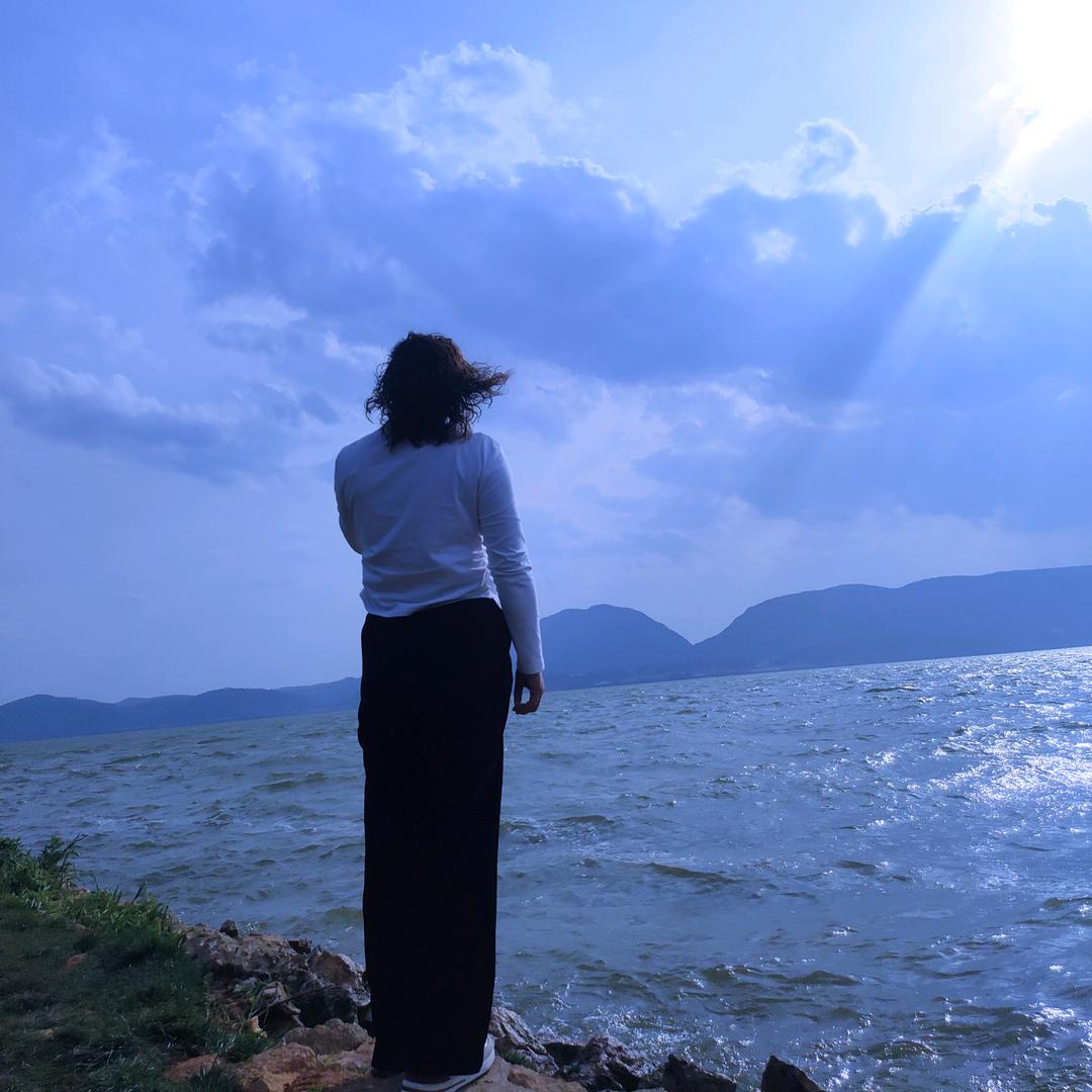 🚬半ᩚ颗ᩚഒ糖ζ🍻