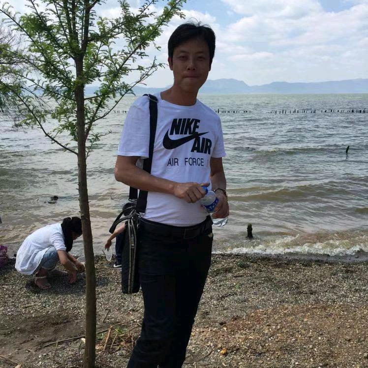 单文彬
