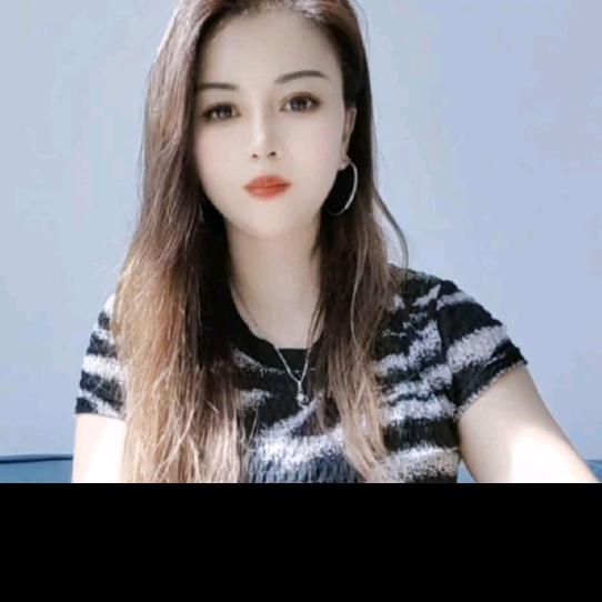 中年潮牌女装批发