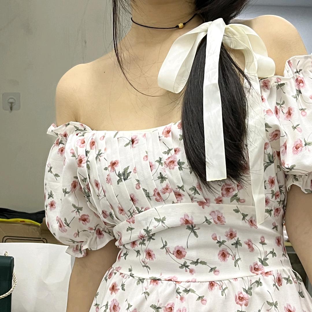 肖肖.