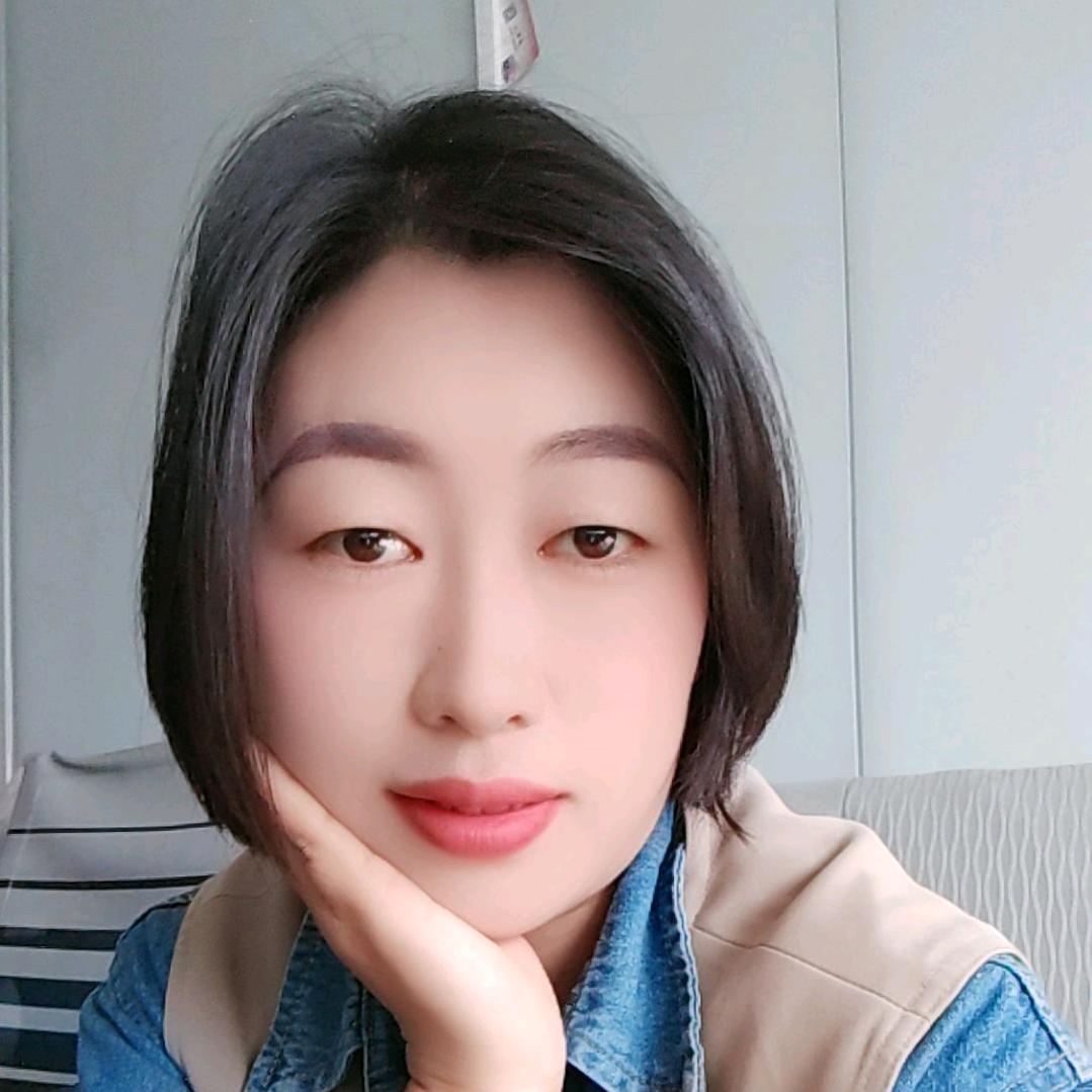 新能源二手车批发−小丽