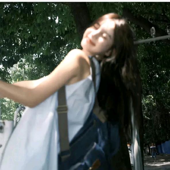 向上的向日葵