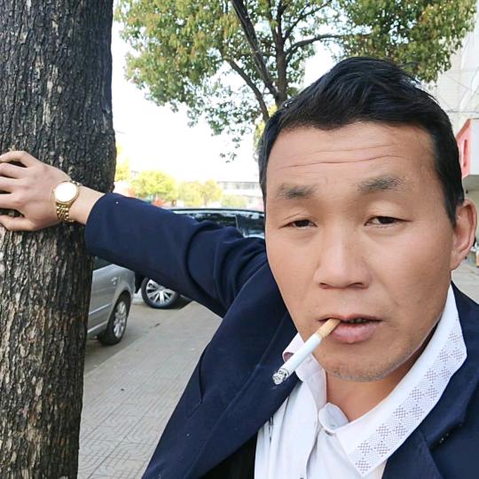 草莓味的你。