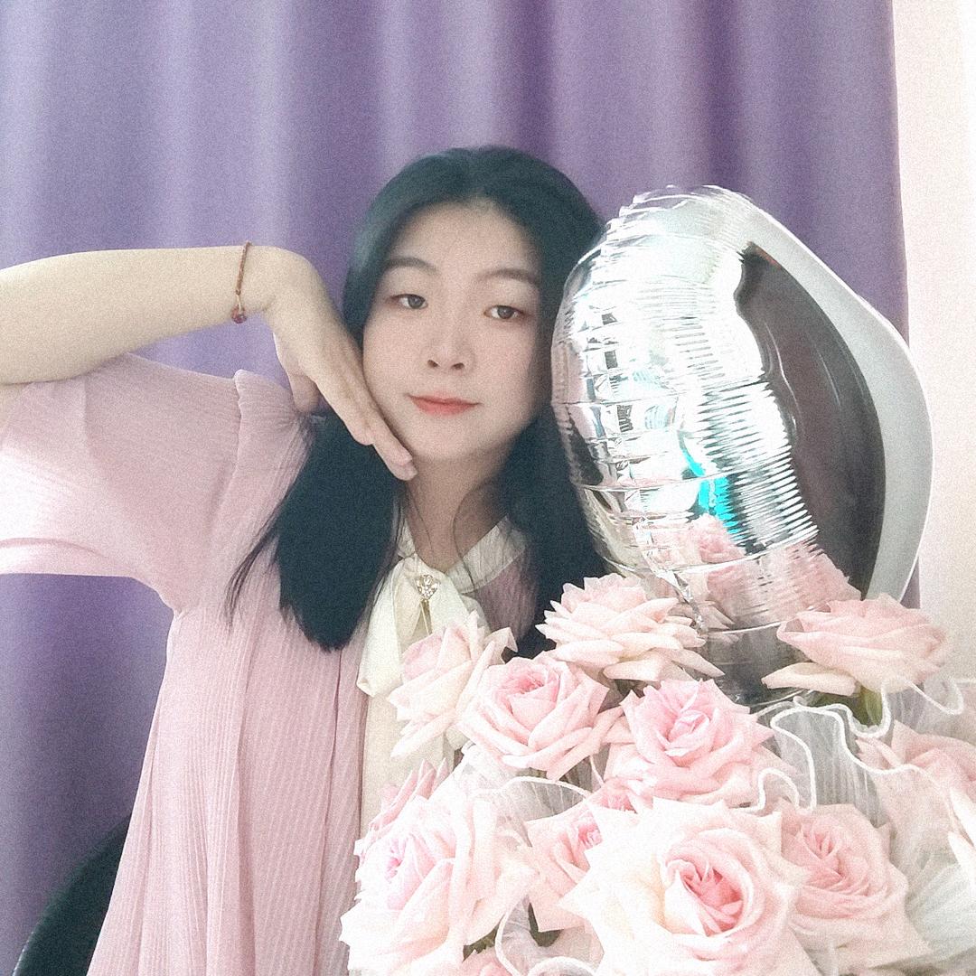 👧🏻¹⁹⁹⁹