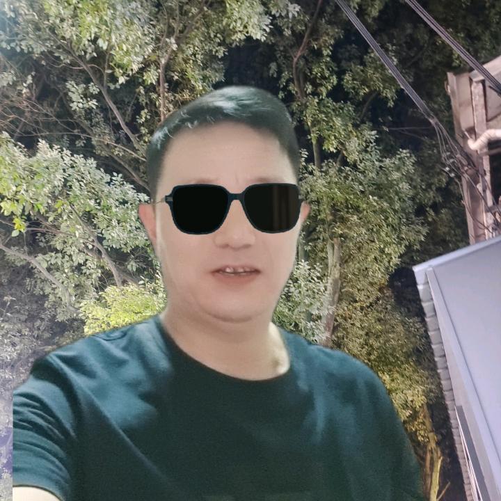 我是焊工，早上7点半开播
