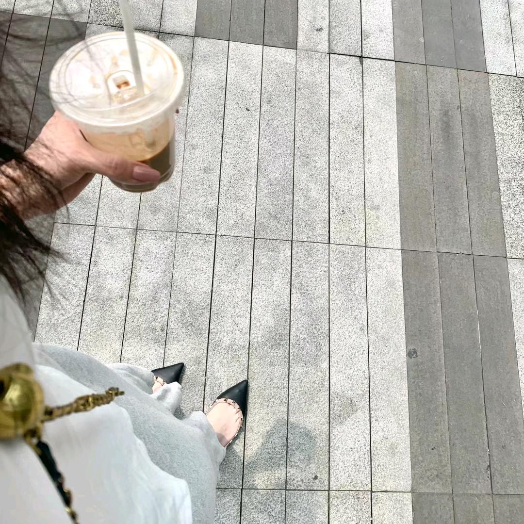 请叫小爱