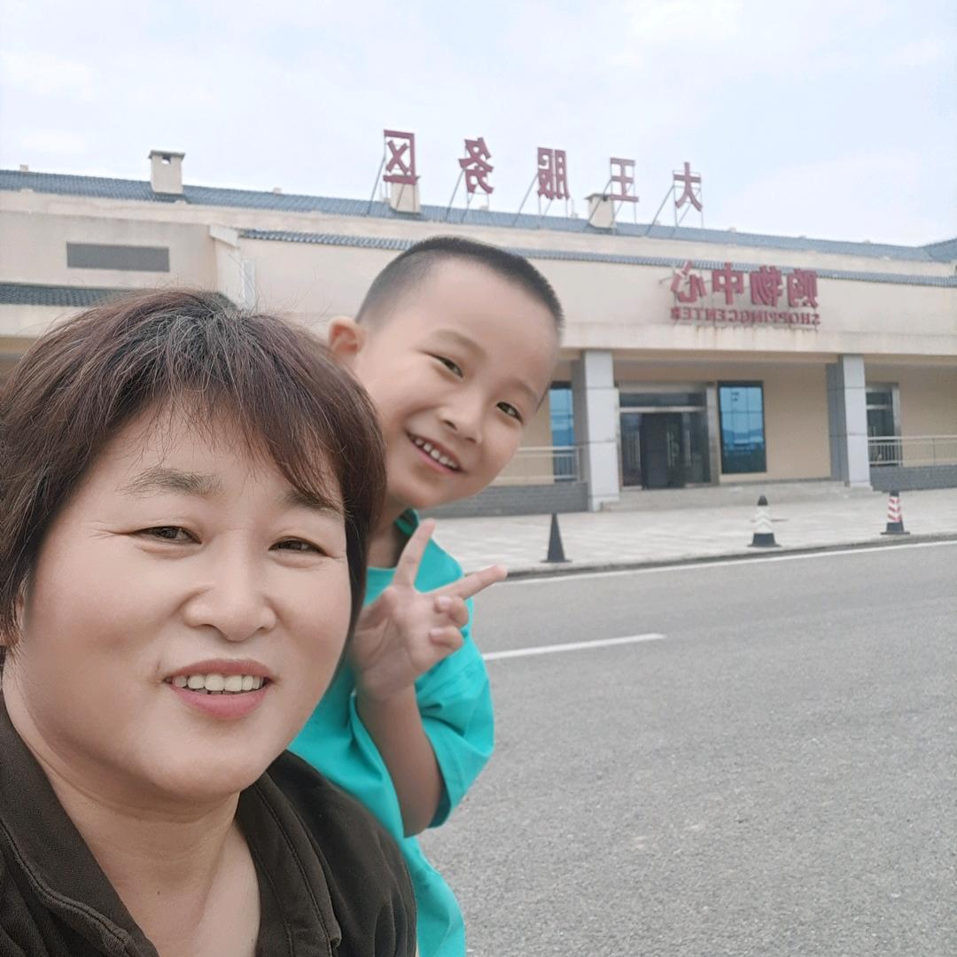 小燚奶奶